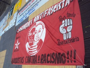 Ataque de skinheads na Jornada Anti-Fascista, em São Paulo