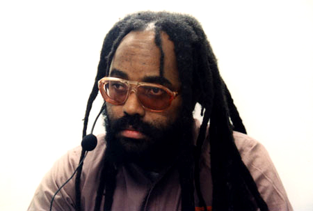 EUA reexaminarão condenação à morte de Mumia Abu-Jamal