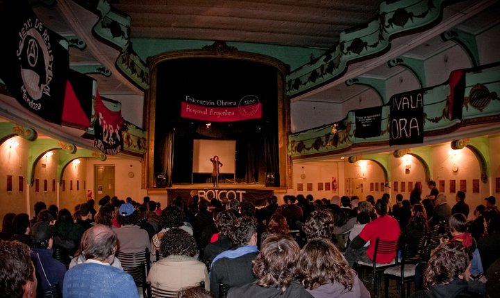 [Argentina] A FORA comemorou 110 anos com casa cheia